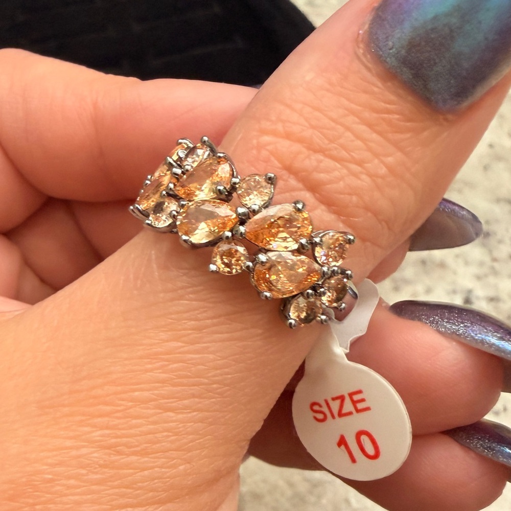 ❤️2/$18💗 Bomb Party Ring sz 10